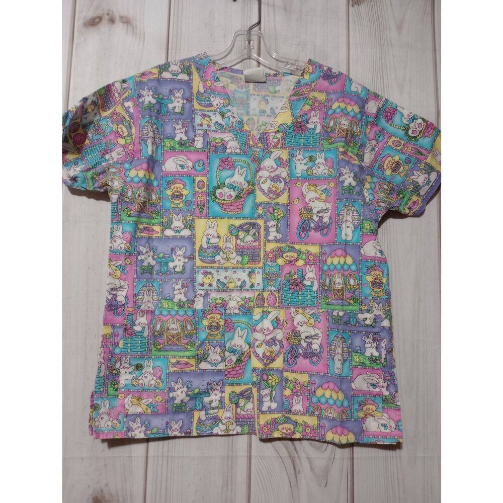 Easter‎ Scrub Top Ladies Small Lavender Bunnies VNeck